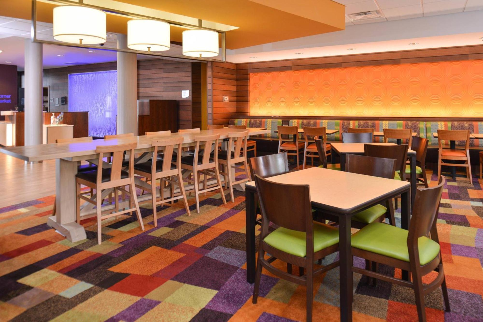 Fairfield Inn And Suites By Marriott Calhoun Exterior foto